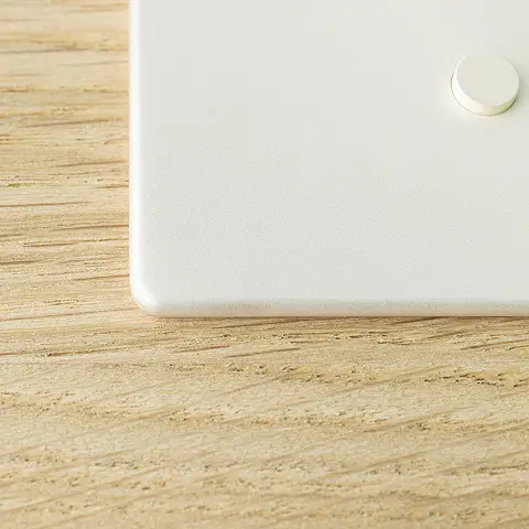 Белое перламутровое серебро